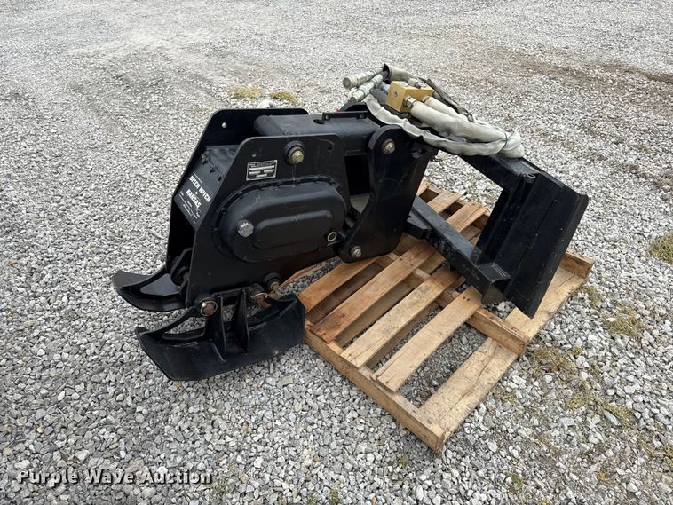 2007 Ditch witch skid steer vibratory cable plow - DZ4432