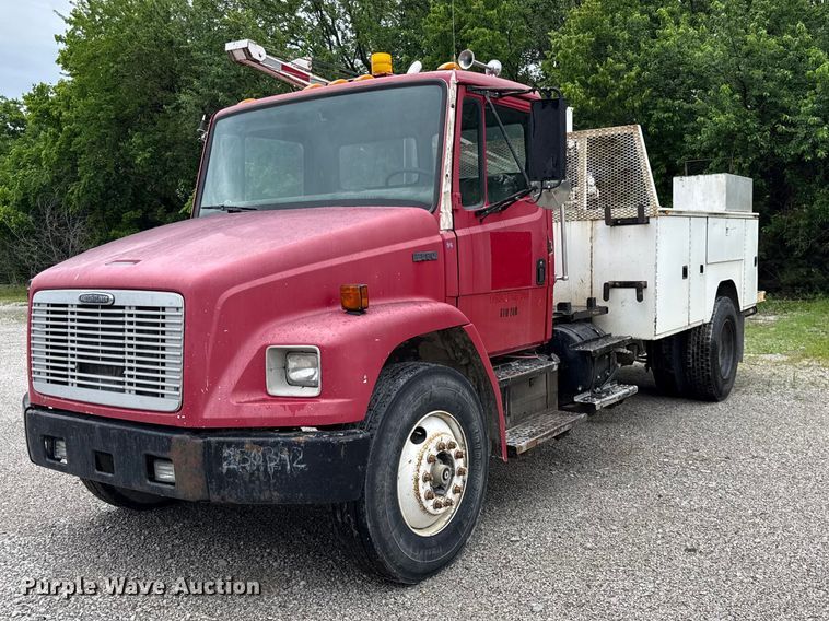 2000 Freightliner FL80 utility / service truck - DZ4459