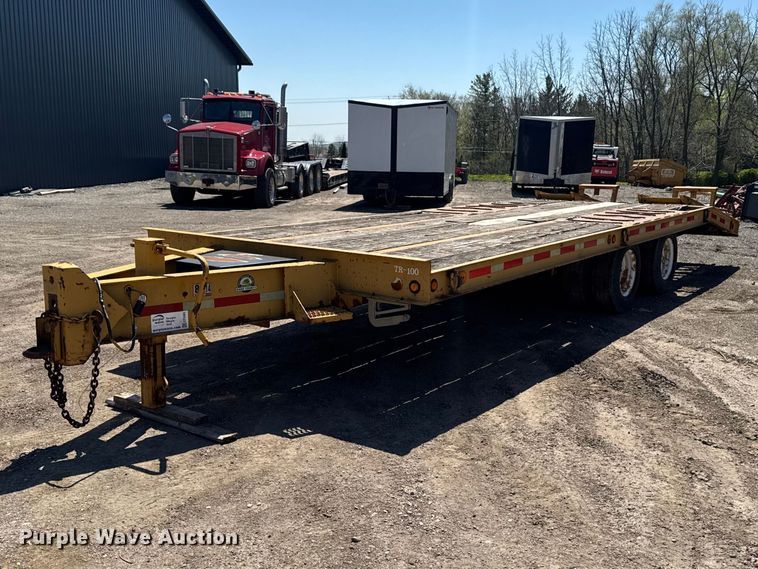 1995 Dynaweld equipment trailer - EF2465
