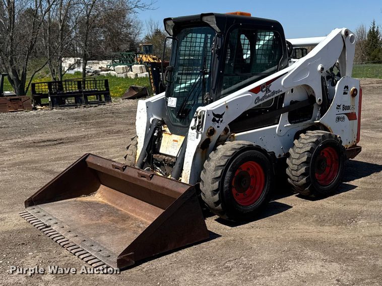2018 Bobcat S740 skid steer loader - EF2467