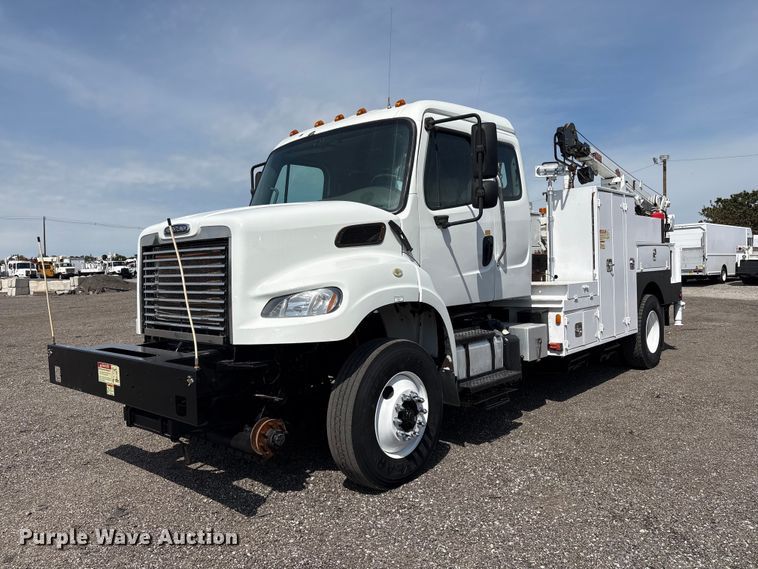 2013 Freightliner M2 Business Class utility / service truck - EG9053