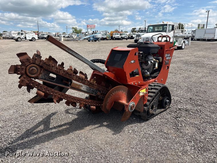 2020 Ditch Witch C16X trencher - EG9063