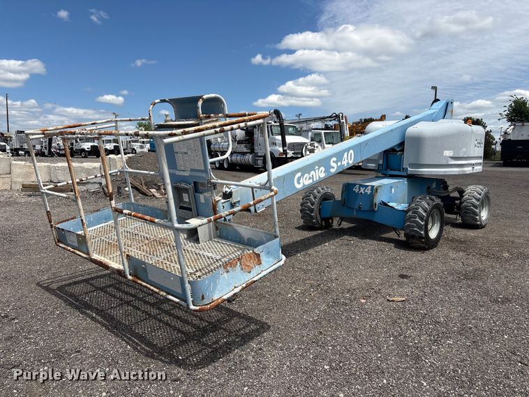 2006 Genie S-40 boom lift - EG9066
