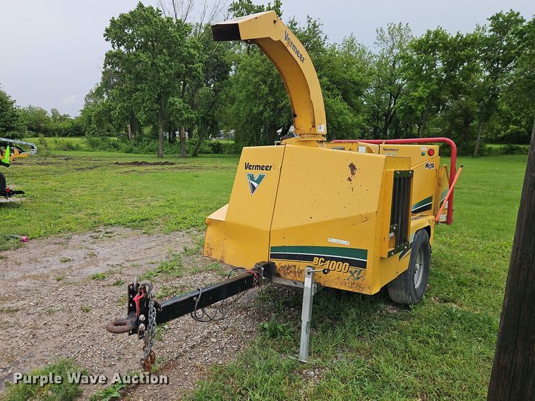 2001 Vermeer BC1000XL wood chipper - EO7329