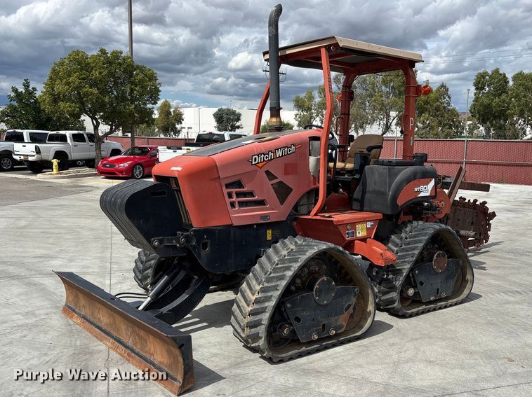 2014 Ditch Witch RT80Q trencher - ER7569