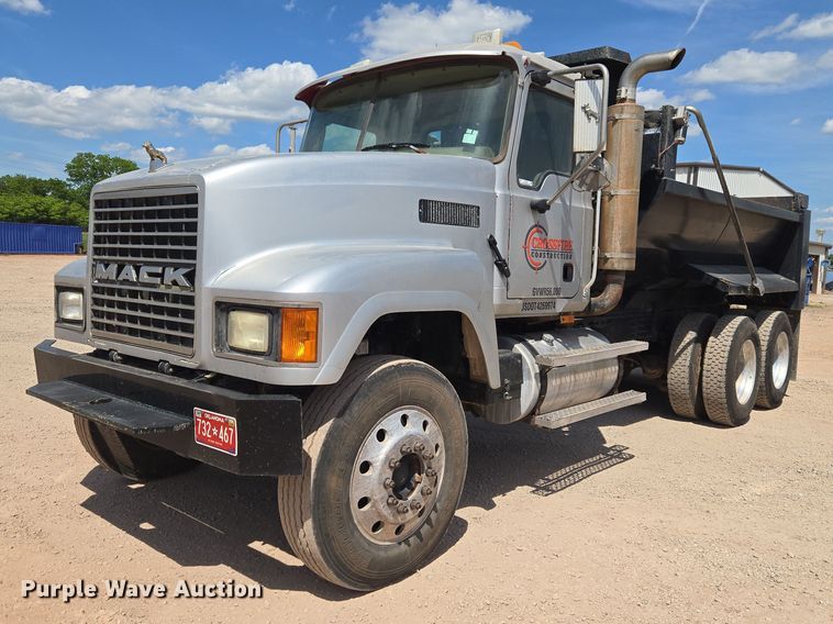 2006 Mack CHN613 dump truck - ET5026