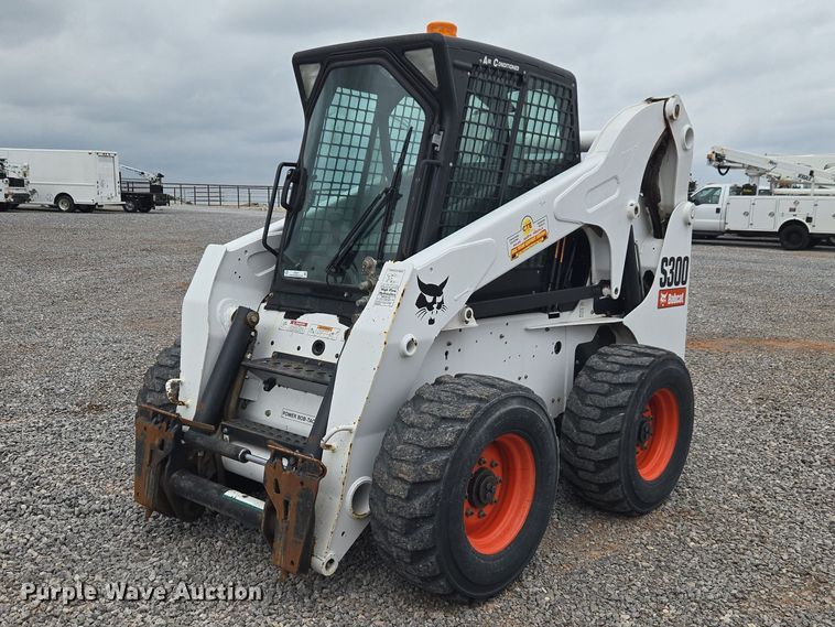 2006 Bobcat S300 skid steer loader - ET5077
