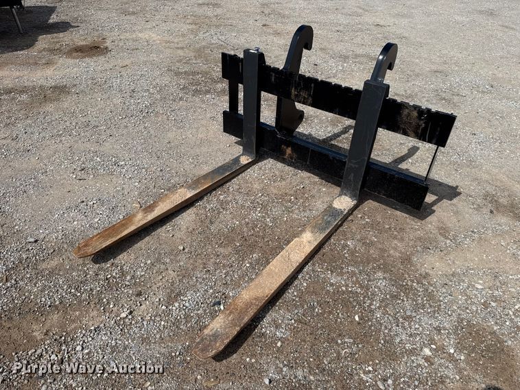 Caterpillar 54" L wheel loader forks - ET6089