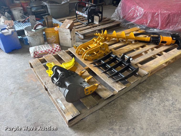 (4) mini excavator attachments - EU5545