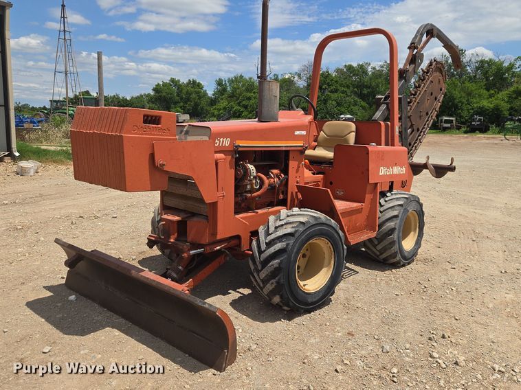 1996 Ditch Witch 5110DD trencher - EW0092