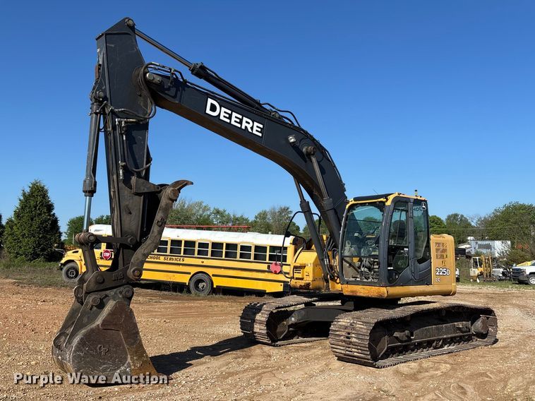 2012 John Deere FF225DX excavator - FB3462