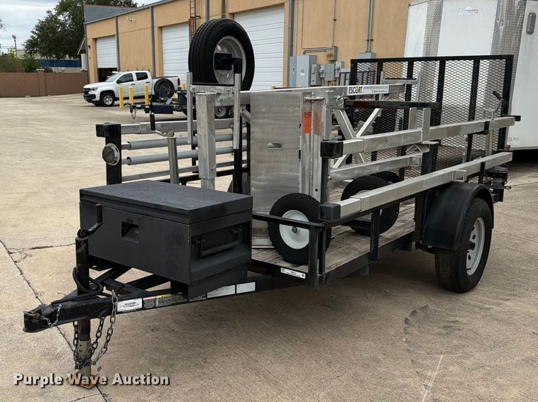 Wahoo Innovations PoleDancer light pole setting trailer - FB8141