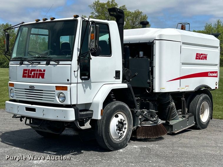 2007 Sterling SC8000 street sweeper truck - FC2537