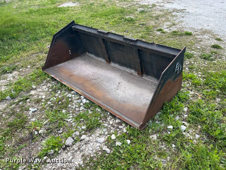 BD 78" W skid steer bucket - FC2541
