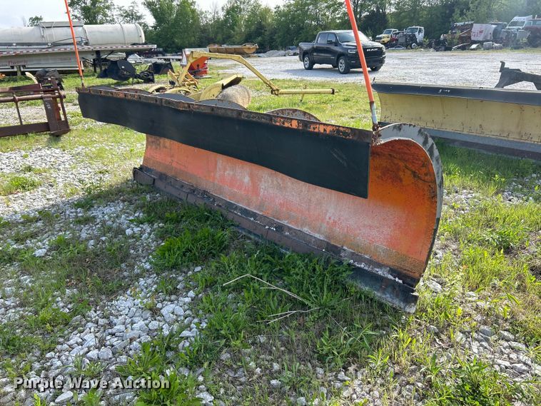 Henke 12' W snow plow - FC2554
