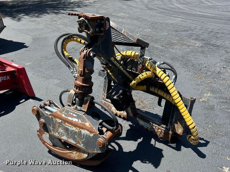 Beaver Squeezer Grapple skid steer grapple - FC5482