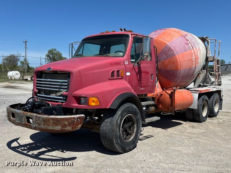 1998 Ford LT8513 ready mix truck - FC5594