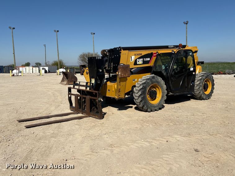 2017 Caterpillar TL1255D telehandler - FG2964