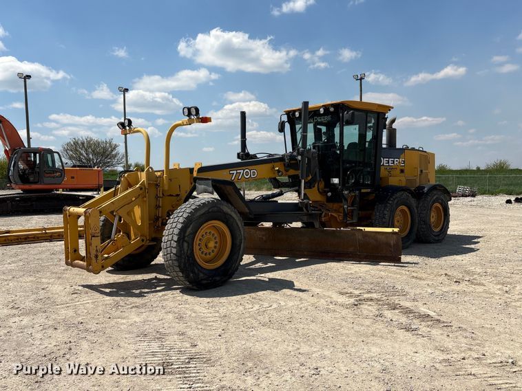 2008 John Deere 770D motor grader - FG2977