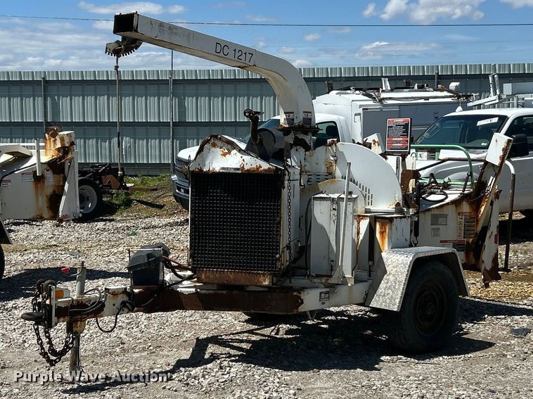 2009 Altec DC1217 wood chipper - YA2840