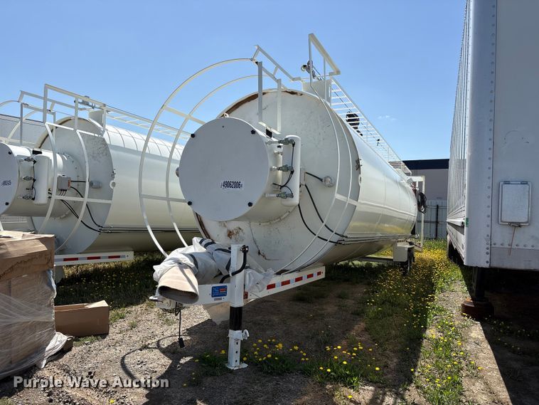 2023 Belgrade 350 sand silo trailer - YA3176