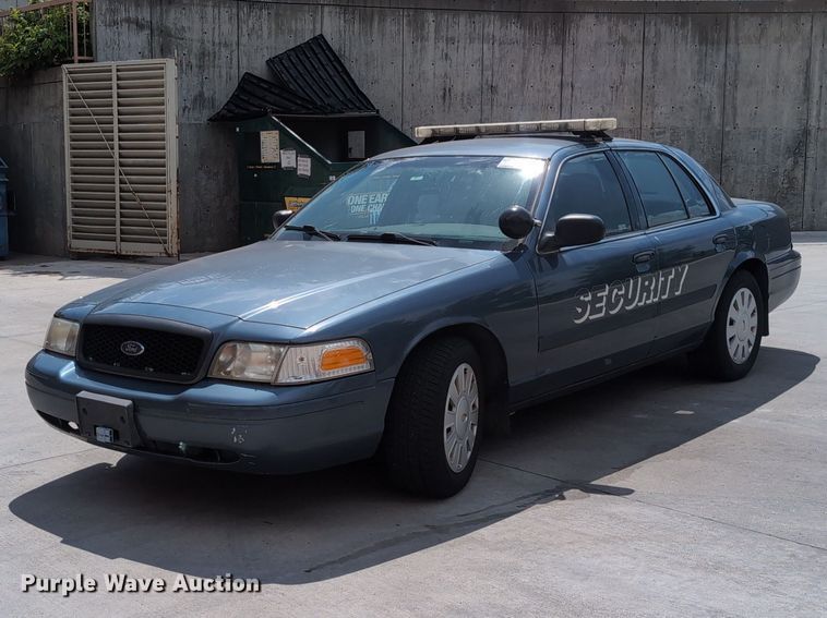 2009 Ford Crown Victoria Police Interceptor  - DT1754