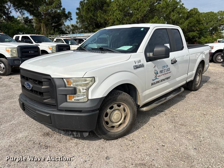 2016 Ford F150 Ext. Cab pickup truck - DU6257
