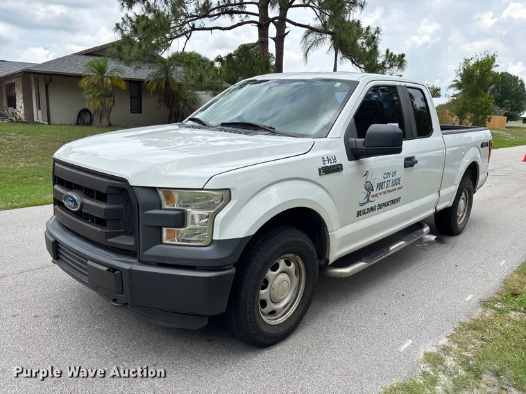 2016 Ford F150 Ext. Cab pickup truck - DU6262