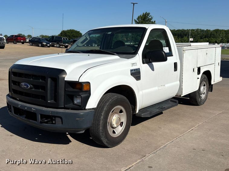 2008 Ford F250 Super Duty utility bed pickup truck - DV4335