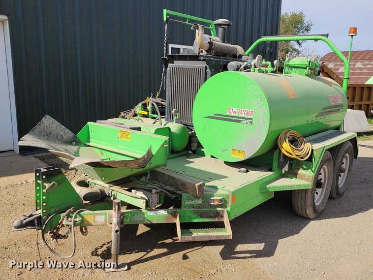 2017 Total Patcher Warren Power Attachments, Llc. pothole patcher - DZ7095