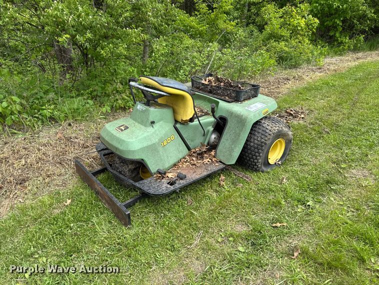 John Deere 1200 bunker rake - EA2354