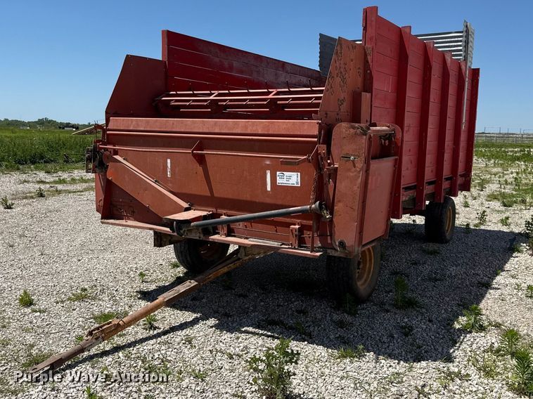 Gehl BU810 silage wagon - EC4609