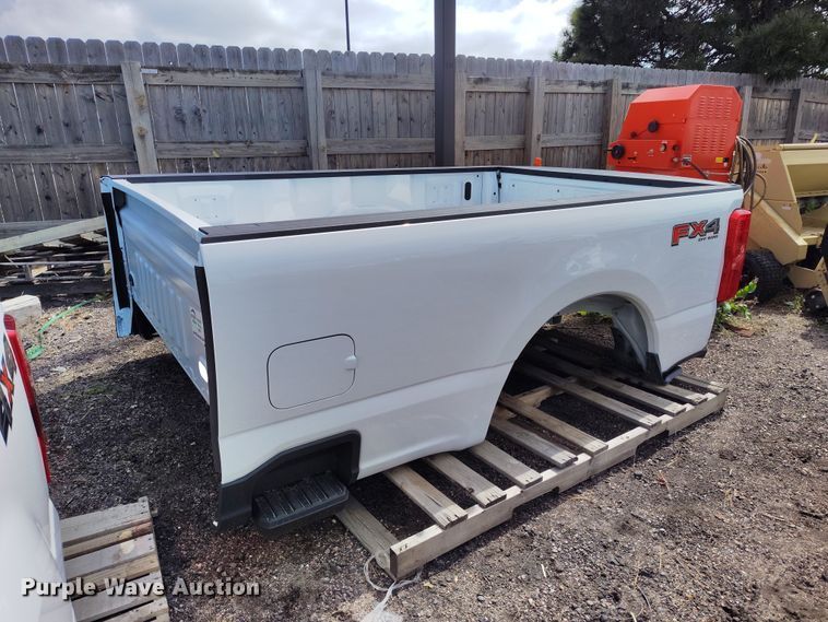 Ford Super Duty pickup truck bed - ED0086