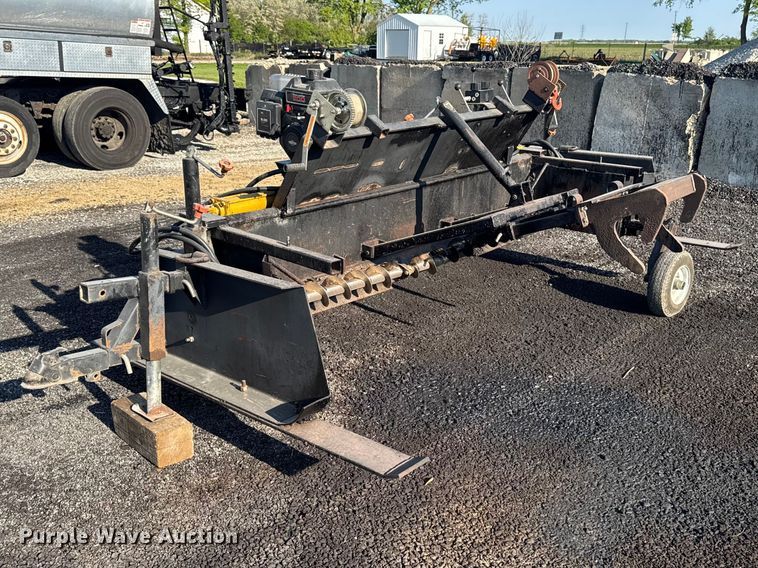 Pave-A-Lot trailer mounted asphalt paver and grader - ER0467