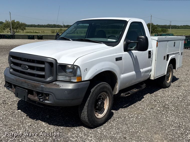 2004 Ford F250 Super Duty XL utility bed pickup truck - ET6166