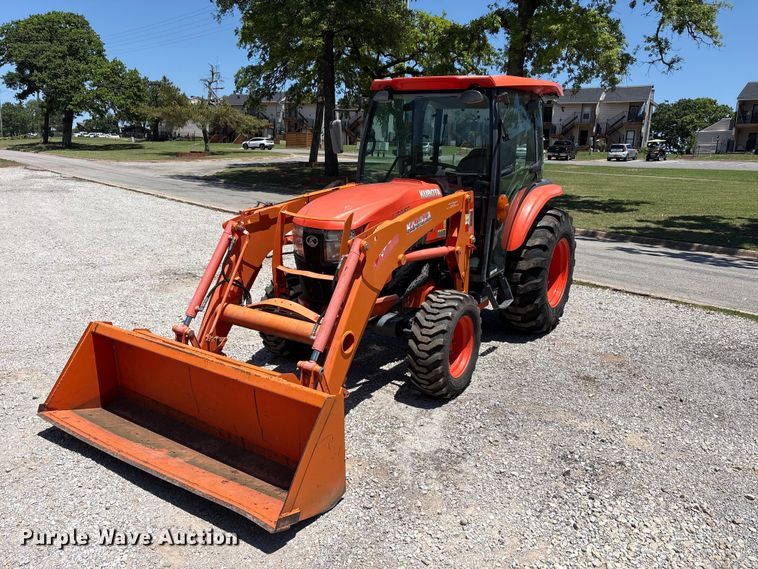Kubota L6060 MFWD tractor - EU5589