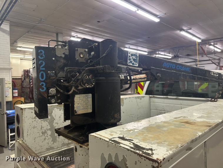 Auto Crane truck crane - FB7333