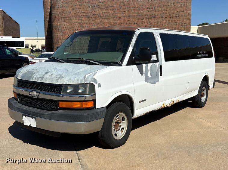 2006 Chevrolet Express 3500 van - FG0361