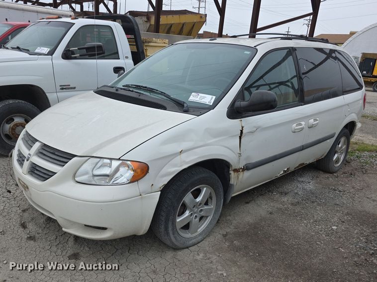 2007 Dodge Caravan van - FH6087