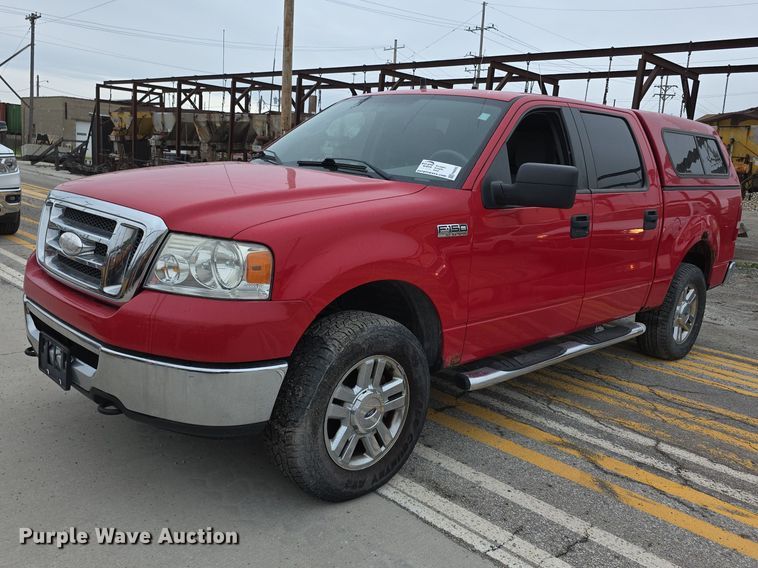 2008 Ford F150 Crew Cab flatbed pickup truck - FH6092