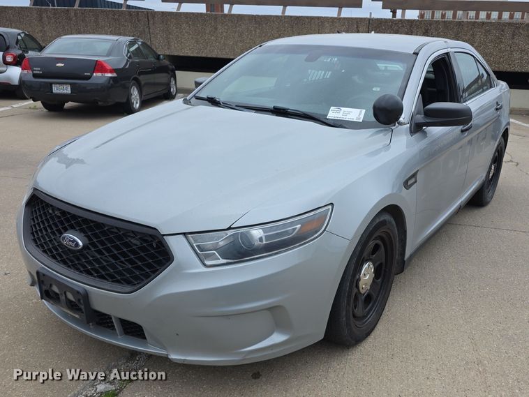 2017 Ford Taurus Police Interceptor  - FH6094