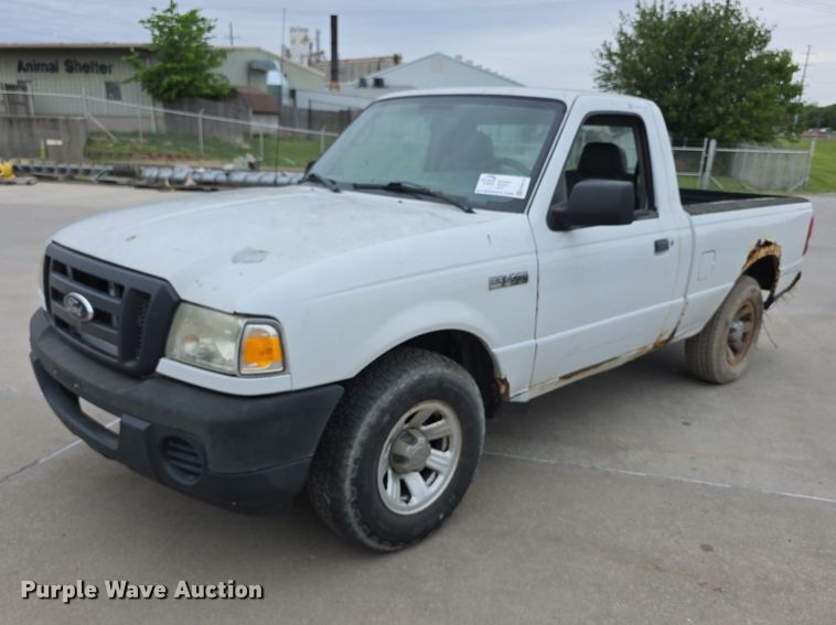 2009 Ford Ranger pickup truck - FH6118