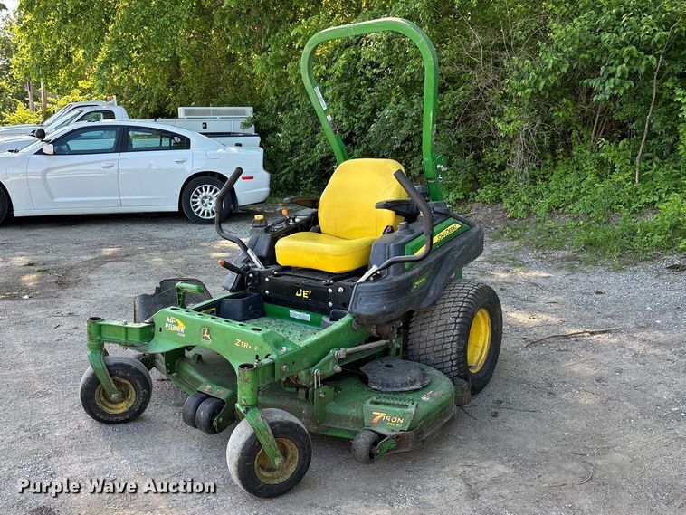 2017 John Deere Z930M ZTR lawn mower - FH7141