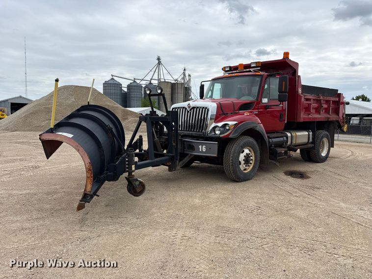 2008 International 7400 SFA dump truck - FK1461