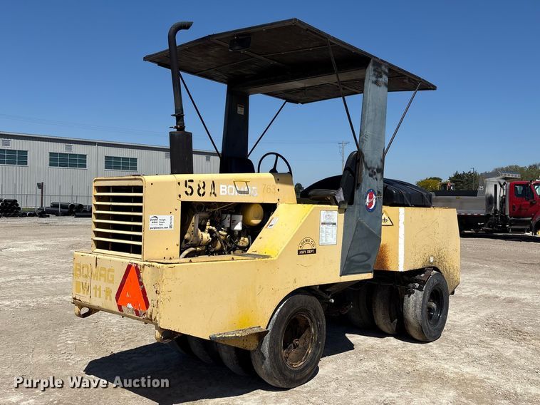 1995 Bomag BW11R pneumatic roller - FK1473