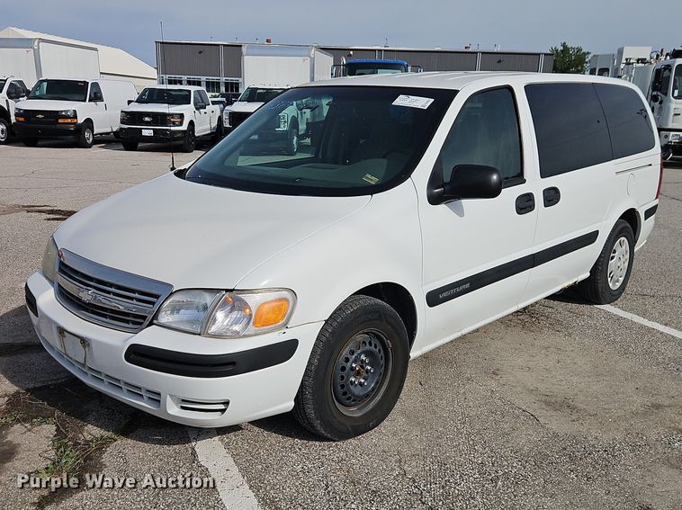 2003 Chevrolet Venture van - FN5621