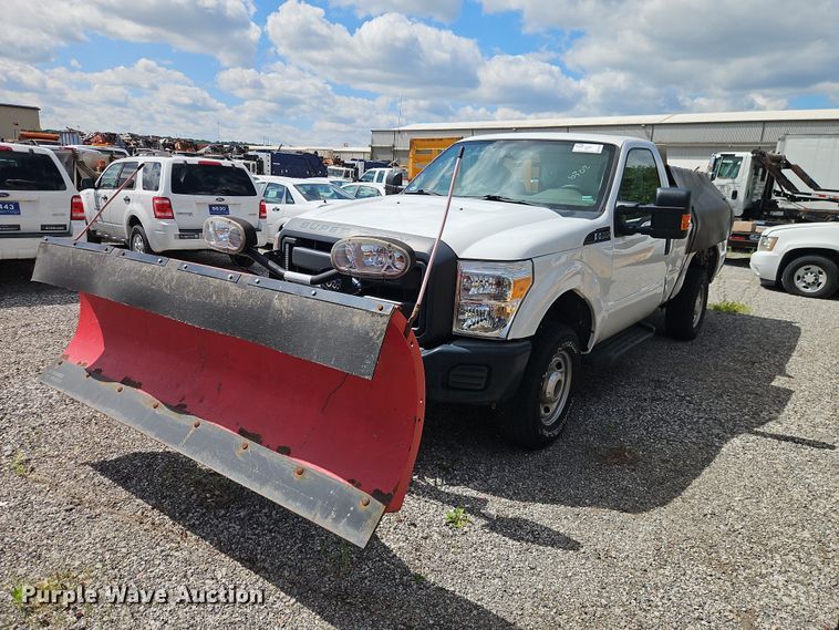 2015 Ford F-350 pickup truck - FN5664