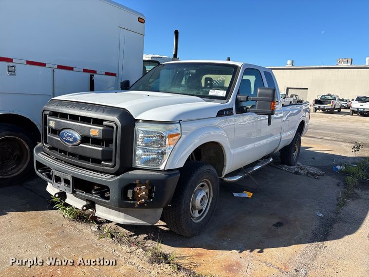 2012 Ford F350 Super Duty Ext. Cab pickup truck - FN5666