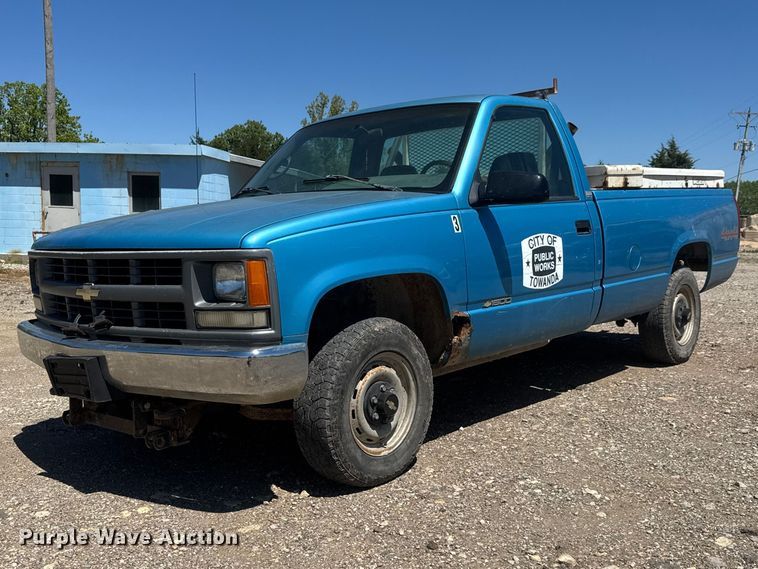 1995 Chevrolet 1500 pickup truck - MX9250