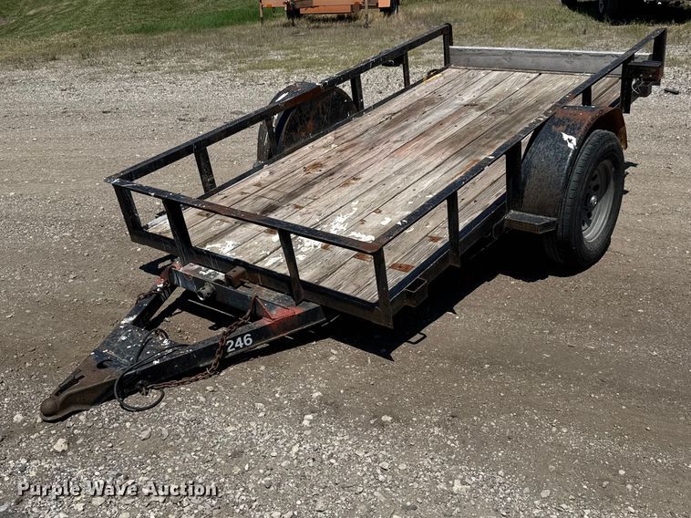Tilt deck utility trailer - MX9272